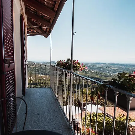 Guest house La Rola Albaretto della Torre