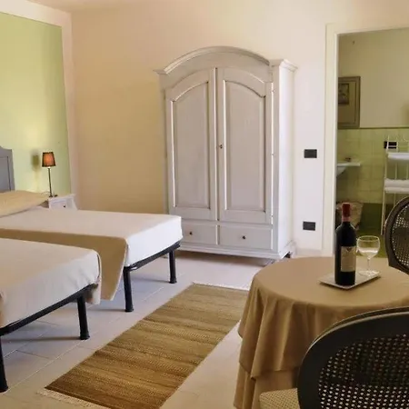 Guest house La Rola Albaretto della Torre