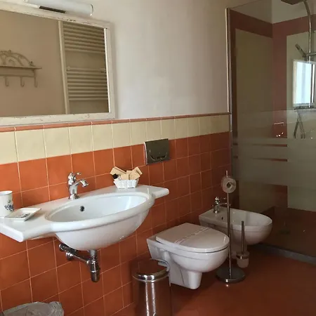 La Rola Guest house Albaretto della Torre